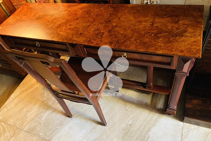 Bàn làm việc DTBLV01 - Chiếc bàn làm việc gỗ sang trọng đẳng cấp là một sản phẩm mang tầm vóc và vị thế cũng như gu thẩm mỹ của gia chủ. Với phong cách nhẹ nhàng thanh lịch hi...