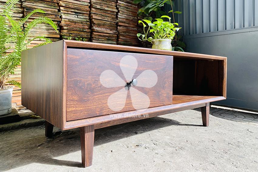Bàn sofa DTBSF02 - Chiếc bàn sofa kiểu dáng đơn giản hiện đại đơn giản nhưng chất liệu tạo nên sản phẩm lại cực kì quyến rủ với gam...