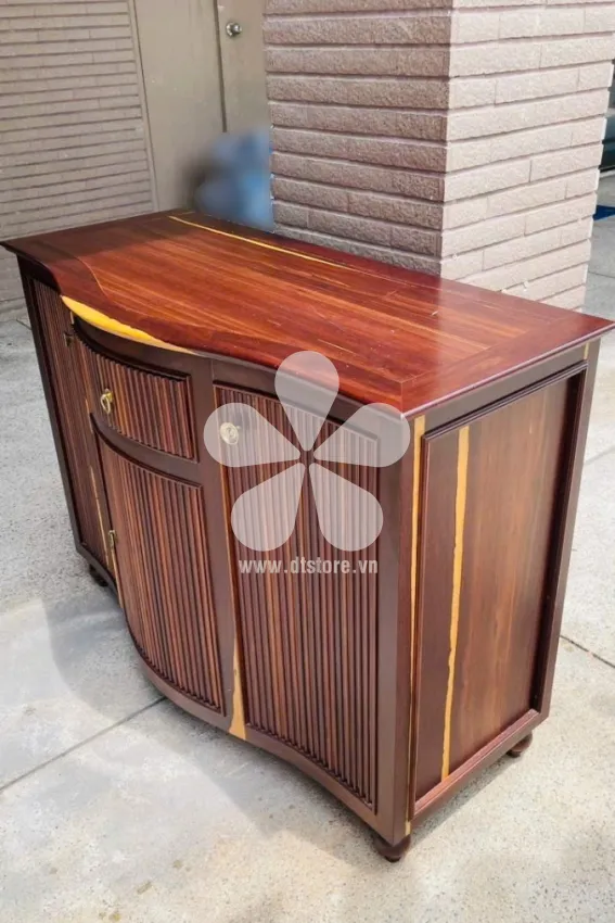 The campot cabinet is made from natural rosewood and rosewood, with large dimensions: length 120cm, width 55cm and height 90cm, absolutely considered a luxurious, durable piece of furniture that stands the test of time.