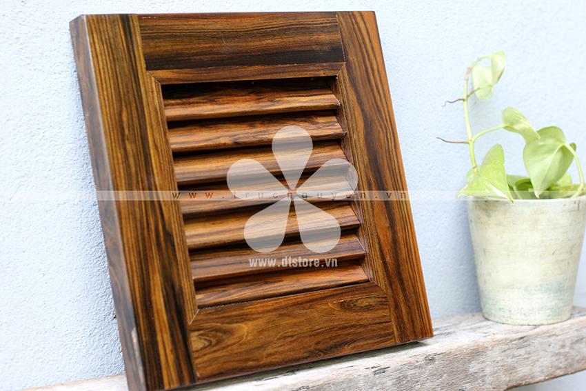 Decorative frame DTKCG04 - Hình dạng ô cửa hình vuông có lá sách dùng ốp các mảng tường hoặc các vách ngăn trang trí, kết hợp ngẫu hứng với nhau để tạo nên điểm nhấn trang trí ngh...