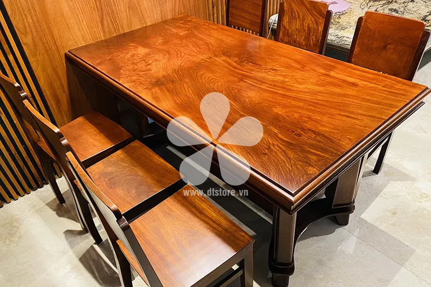 Dining table set DTBAA03. Dimensions: 150cm x 81cm, height 75cm. Material: Redwood (all).