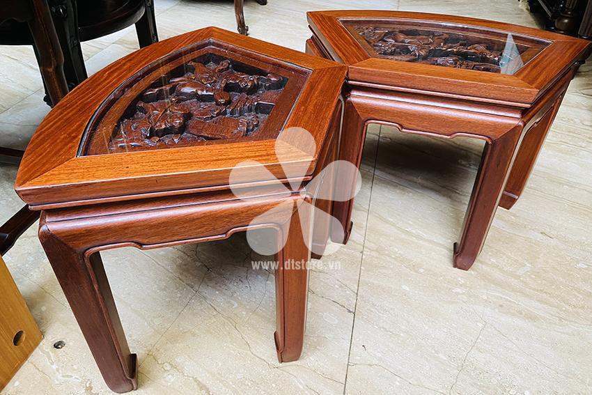Đôn gỗ xưa DTDGX02 - Cặp tranh đục chạm với hình dạng ghế đôn chất liệu gỗ Hương là vật trang trí đậm chất nghệ thuật được thể...