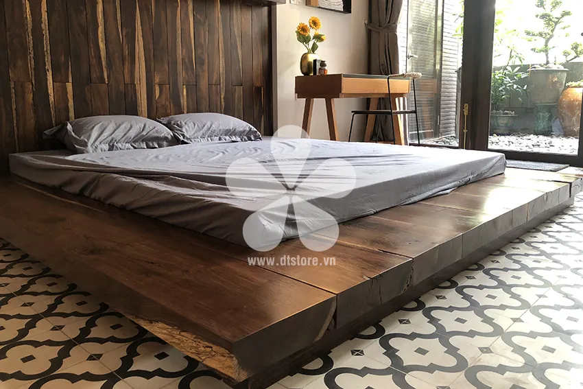 Giường ngủ DTGIN04. Kích thước: 240cm x 240cm, cao 20cm. Chất liệu: Walnut (gỗ óc chó) Bắc Mỹ.