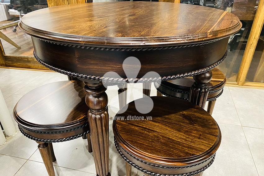 Round table set DTBBT02 - Bộ bàn tròn xinh xắn là sản phẩm được thực hiện gia công theo yêu cầu từ khách hàng rất có gu thẩm mỹ và rất am hiểu về gỗ tự nhiên, nét đẹp của vân gỗ ...