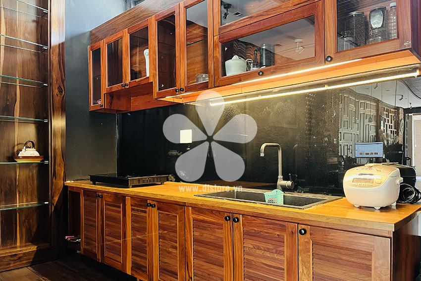 Tủ bếp DTTUB02 - Khu bếp gỗ được thiết kế, gia công và thi công lắp đặt tại căn hộ KDC dự án Panorama thuộc Phú Mỹ Hưng Q.7 Tp.HCM. chiều dài khu bếp 3m. gỗ Gõ Đỏ (Lào...