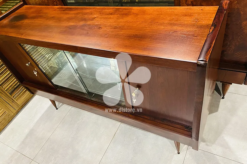 Tủ Buffet xưa DTTUP01. Kích thước: 158cm x 46cm, cao 95cm. Chất liệu: gỗ Cẩm Lai & Gỏ Đỏ.