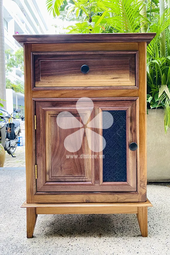 Vintage bedside cabinet DTTGX02. Dimensions: 55cm x 35cm, height 75cm. Material: Snake wood, Walnut wood, ancient glass.