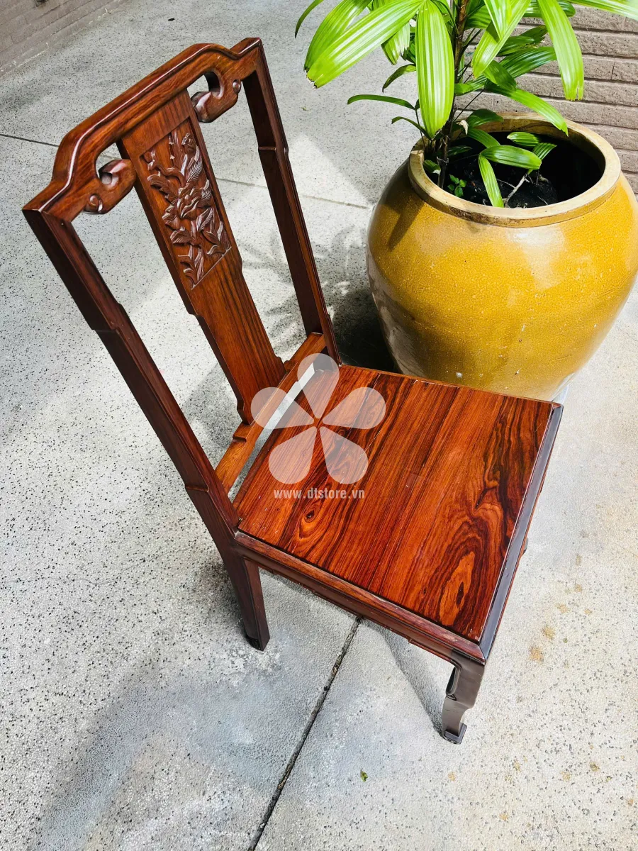 Vintage chair DTGHX06 - Description The motifs create lasting value over time and the precious Trac wood material in the selection of materials to form the work. The designer... - Image 3