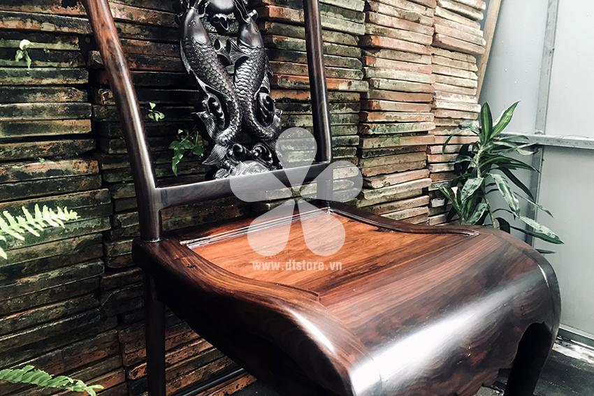 Vintage chair DTGHX07 - Họa tiết tạo nên giá trị trường tồn theo thời gian cùng chất liệu gỗ Trắc quí trong khâu chọn lựa nguyên vật liệu hình thành tác phẩm hẳn người thiết kế...