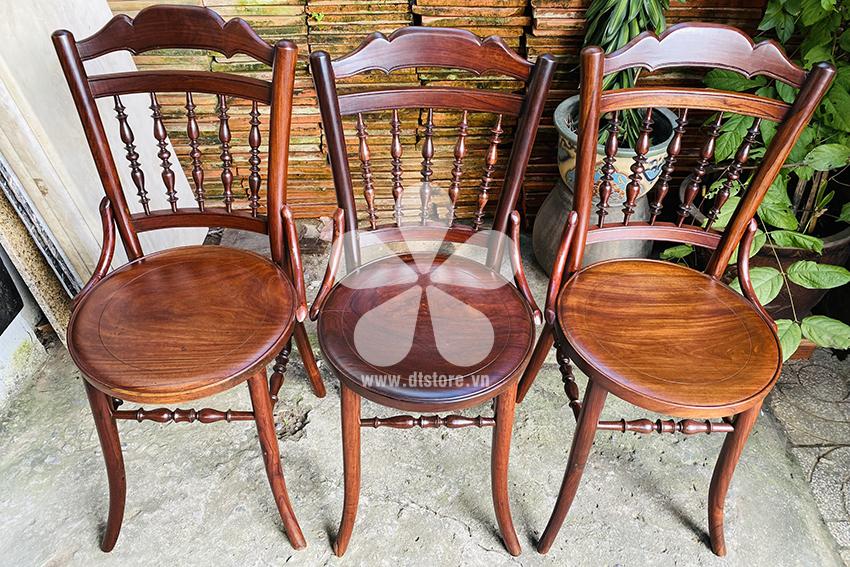 Vintage chair DTGHX15 - Một mẫu ghế song tiện rất phổ biến ngày xưa, ghế được trao chuốt đường nét và phối hợp nghệ thuật tiện gỗ để tạo nên kiệt tác thời gian. mặt tròn 38 cm...