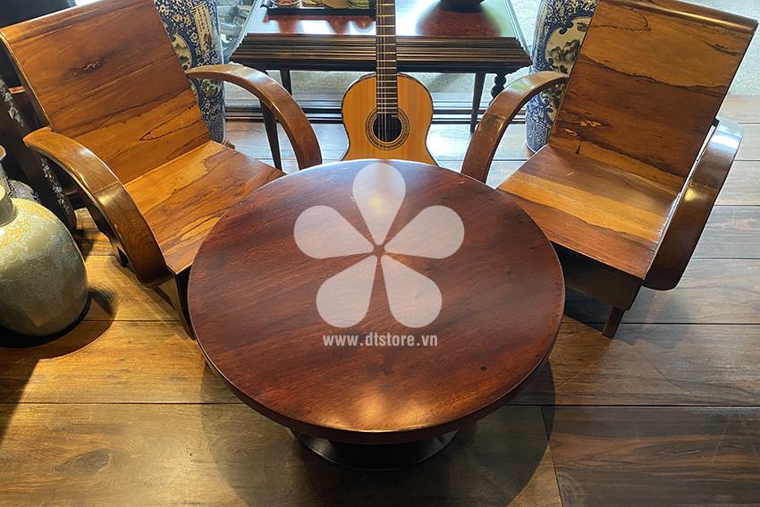 Vintage round table DTBTX01 - Một chiếc bàn xưa với hình dáng bên ngoài thật đẹp sẽ là một lựa chọn cho không gian nội thất hoài niệm. mặt tròn 81 cm, cao 50 cm. gỗ Gõ (toàn bộ)....