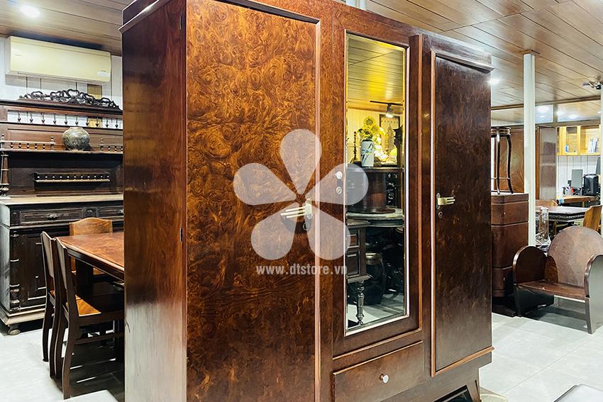 Vintage wardrobe DTTUA02 - Chiếc tủ áo đậm chất Sài Gòn xưa được thiết kế và sản xuất cho gia chủ qua bao thời gian vẫn được giữ nguyên vẹn càng nâng tầm giá trị chiếc tủ mà chủ n...