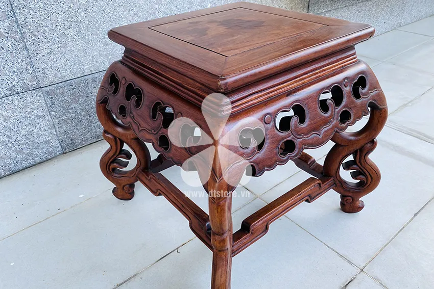 Vintage wooden platform DTDGX05. Dimensions: 50cm x 50cm, height 45cm. Material: Rosewood combined with Huong wood.